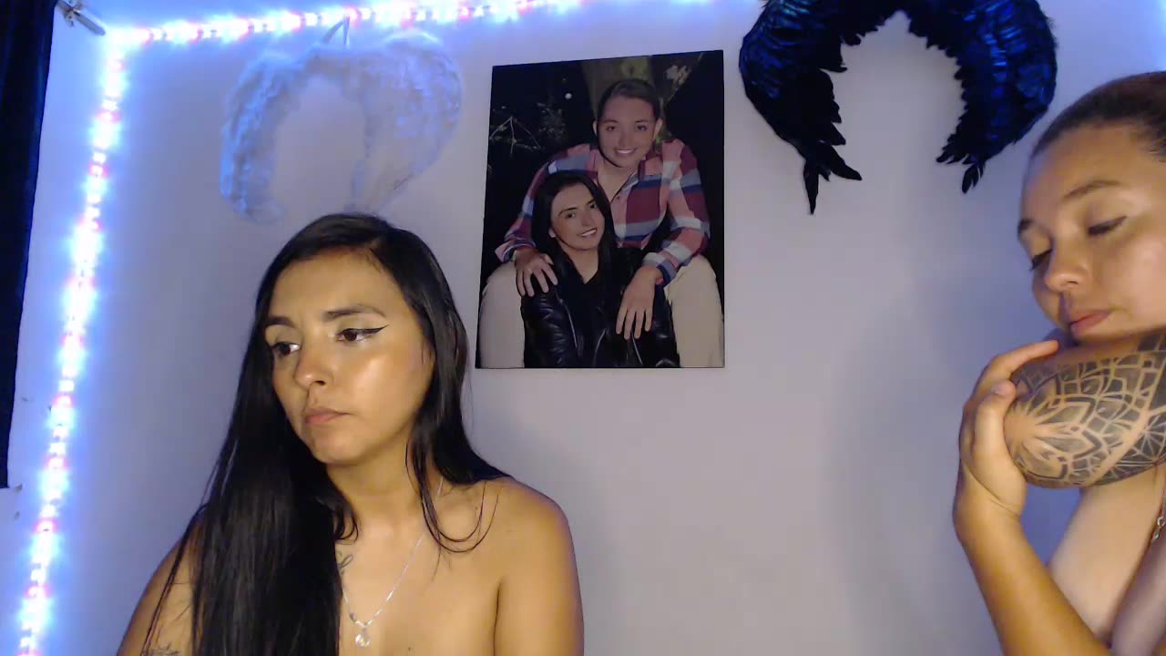 delicious farts with bubbles - video by kathy_luisa cam model