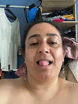 Amazing and dominant 🥵🥵 - agathaxxx-69 캠 모델의 동영상