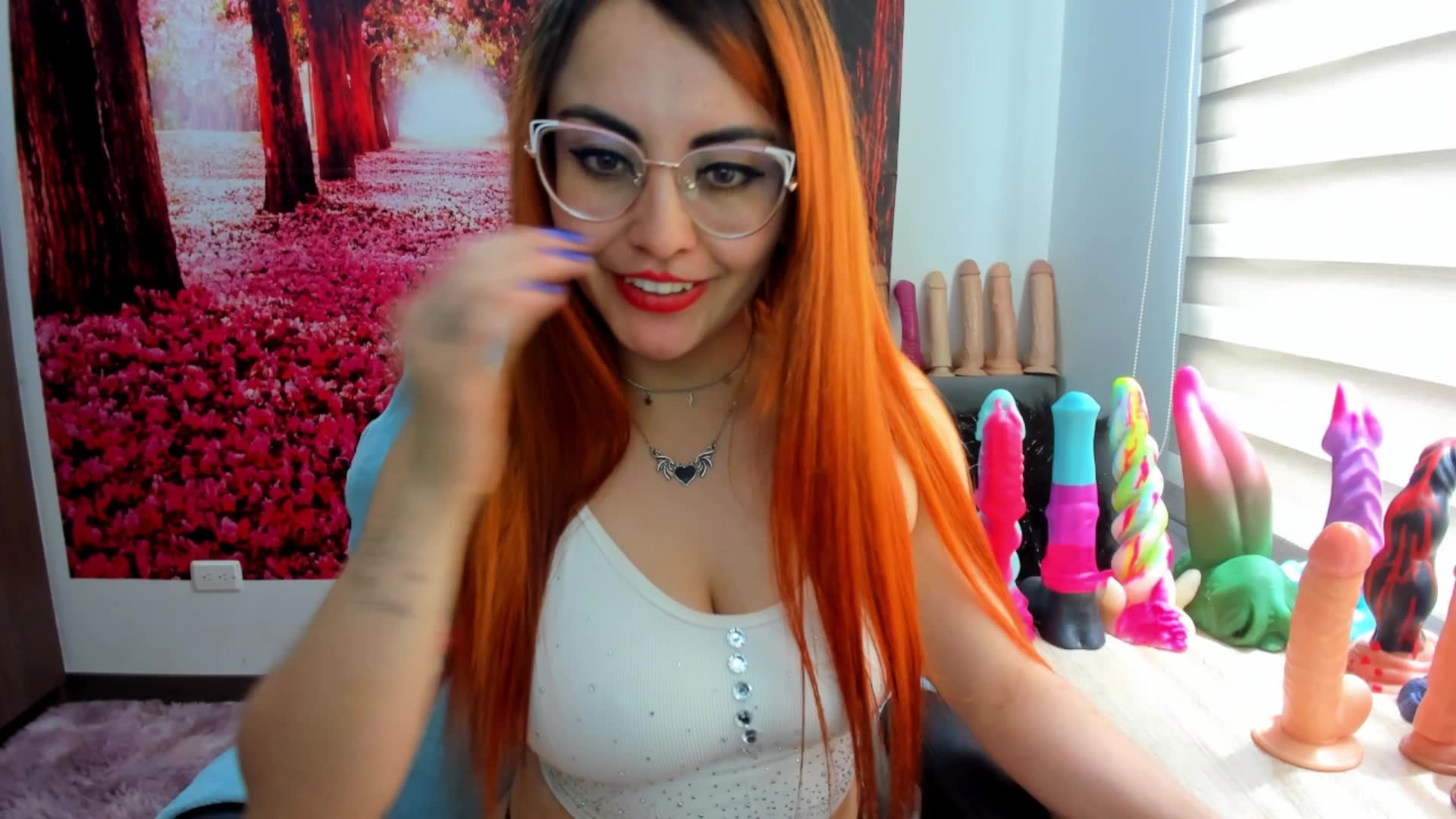 fist+triple anal - video của người mẫu cam sofia23dirty