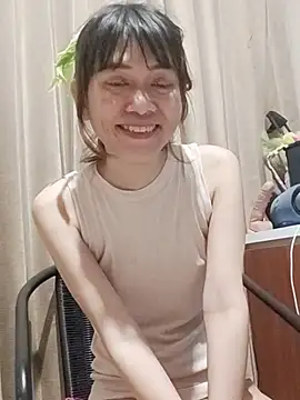 [20 Mar 05:05] Private Show - vídeo de la modelo de cam Little_suzy5