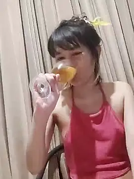 [26 Mar 05:39] Private Show - video by Little_suzy5 cam model