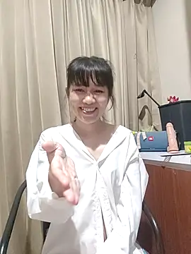 [14 May 00:44] Private Show - vídeo de la modelo de cam Little_suzy5