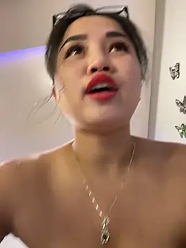 Wet pussy cum hard squirt - video by Bella_nasty69 cam model