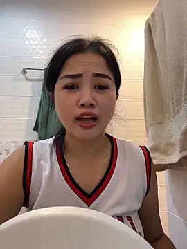 Hot fuck dildo wet hot cum - video oleh model kamera Bella_nasty69