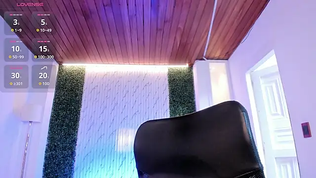 Show COWGIRL + DILDO - vídeo de miataylorr1 modelo de câmara