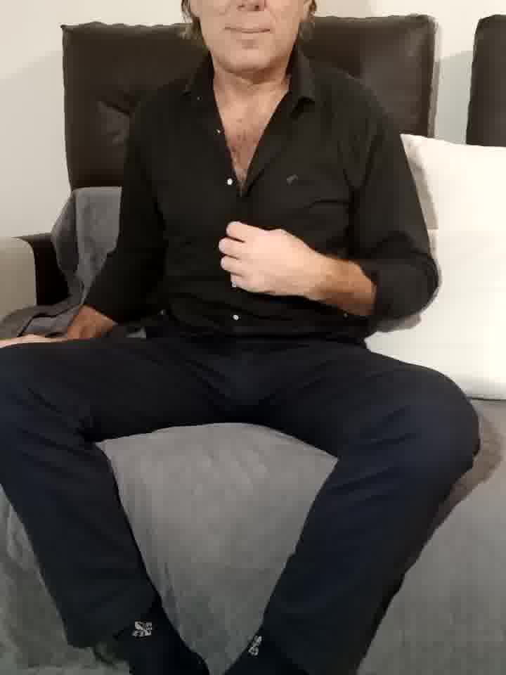 Stockings show - video di Saysomething3 modella di cam