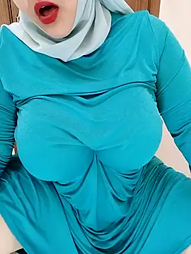 Show chest and excitement and remove the dress.
