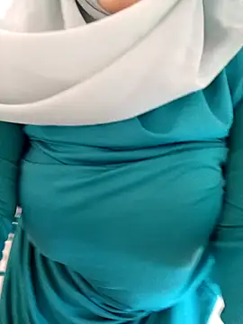 Here's the big butt and the big tits.Touching the nipples with all comfort and vitality, oh my, what