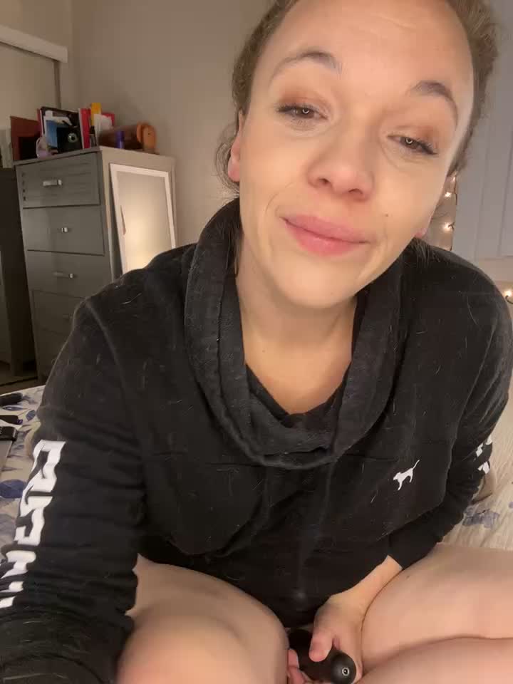 [22 Jan 20:41] Private Show – video od webkamerové modelky XoMisty
