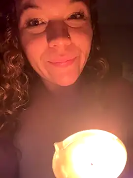 [3 Sep 23:07] Public Show/Hot wax all over body - video by XoMisty cam model