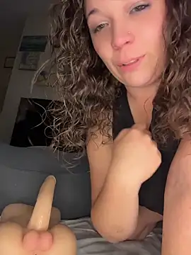 [28 May 22:55] Private Show:riding torso forward then sitting on face fucking pussy:squirt