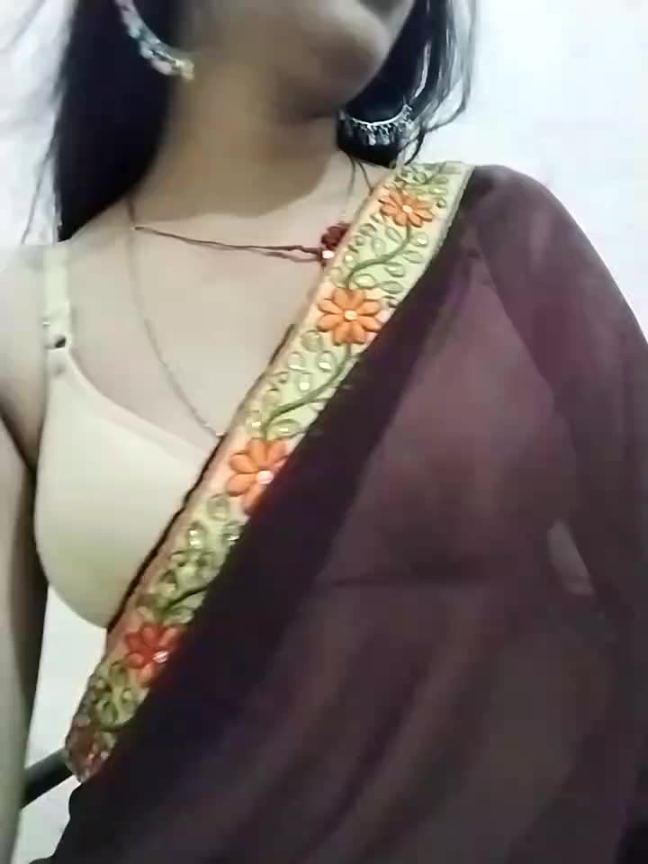 Face with saree show