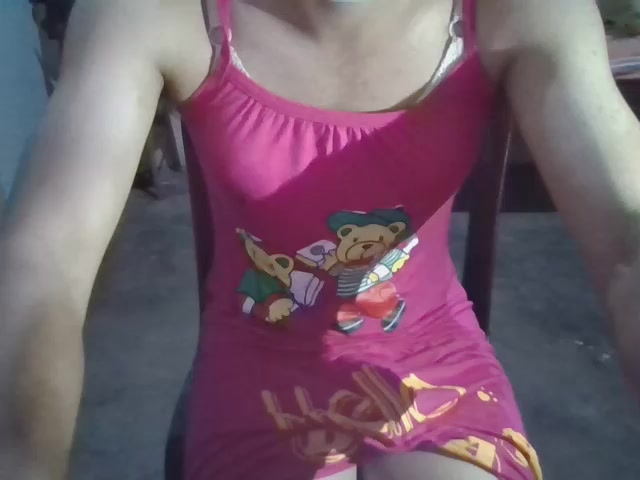 [25 Jun 23:52] Private Show - vidéo du modèle de showcams Vinu81