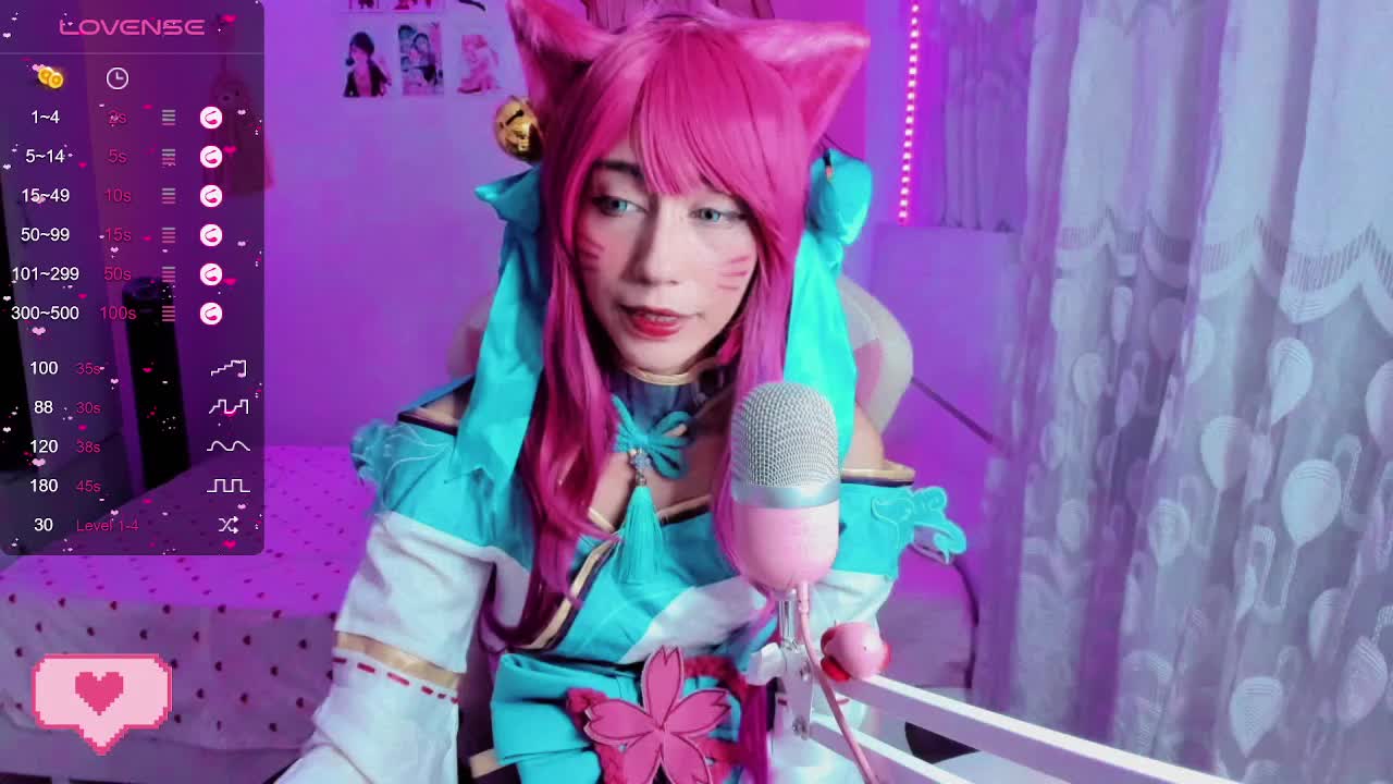 Ahri ahegao and boobs