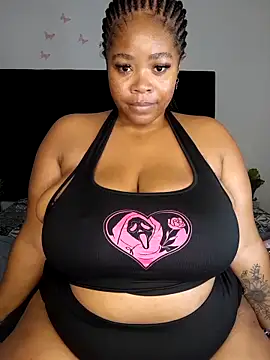 Luu - video oleh model kamera LunaCovenn