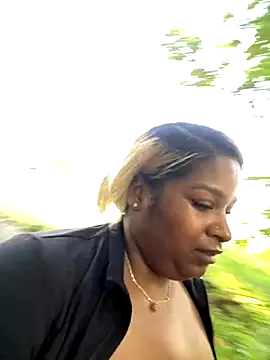 private show fun during my morning walk - video by BigFineSelena cam model