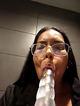 Squirt mcdonalds #5 - video by SheenaBrooke cam model