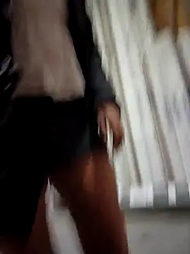 flash at store LOWES omg risky - video by SheenaBrooke cam model