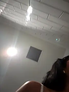 squirt walmart doggy FOUNTAIN omg - video by SheenaBrooke cam model