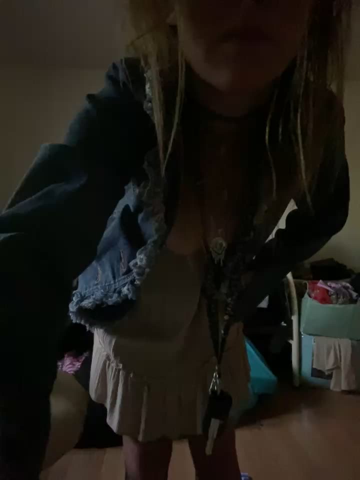 [24 Jan 13:24] Private Show - video by ClumsyLink cam model