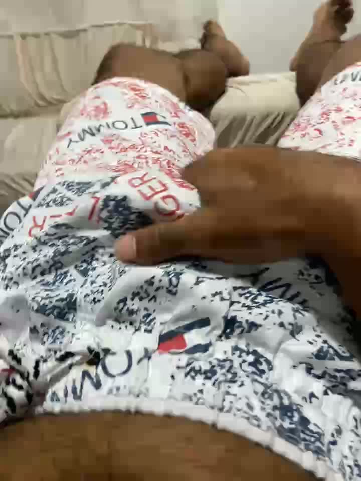 [28 Apr 21:57] Private Show - video by Insidexxx29 cam model