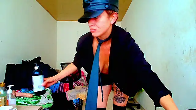 JAJAJAJAJA GENIAL JJAJAJ COMIC EROTIC PERFORMANCE HARD ROCKANROLL OOO YEAHH ¡ - Vídeo de MARILYNMADELENAKOVANOVA, modelo de vídeos