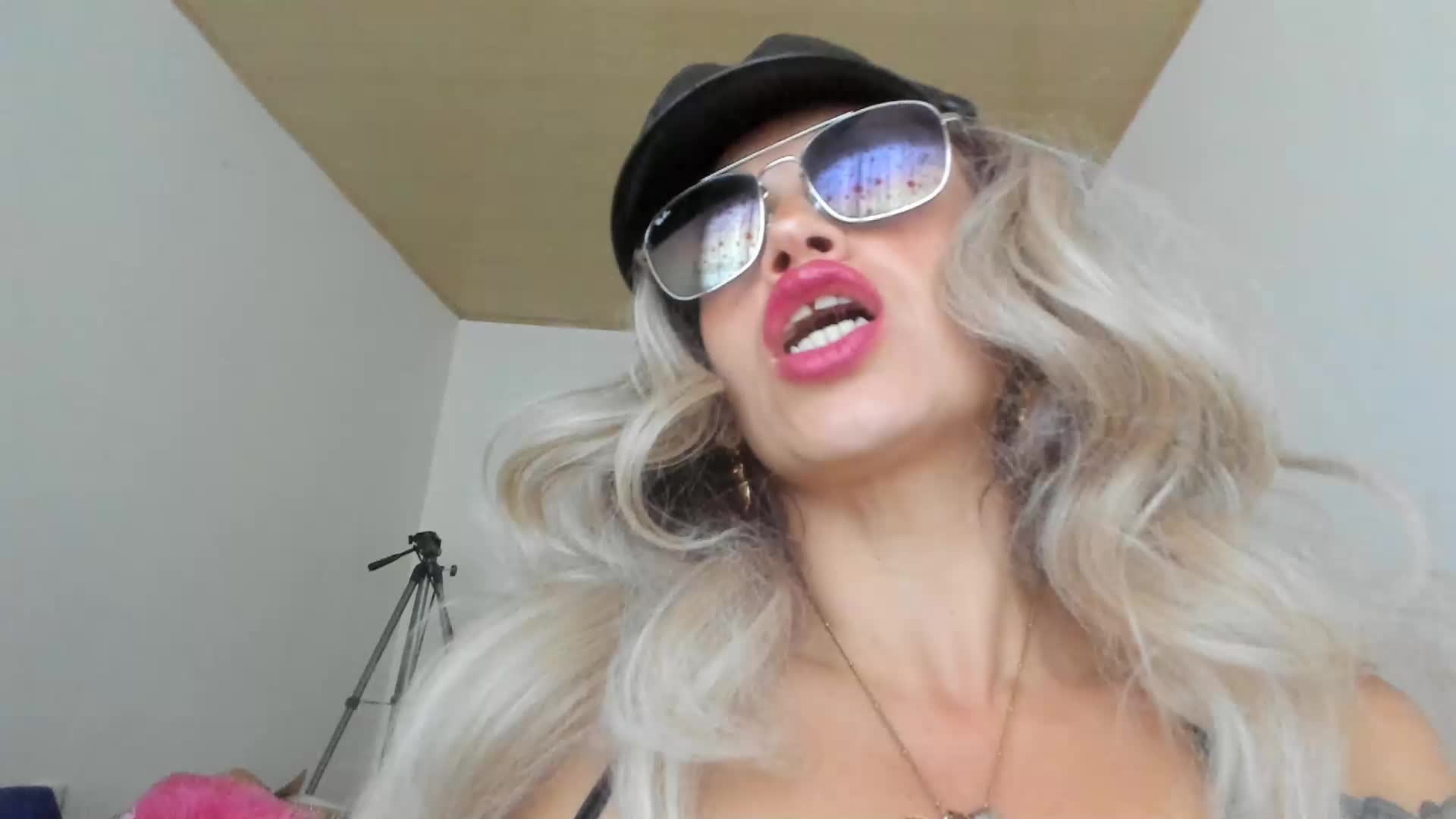 OO YEAHHH HARD IS HARD ¡ - Vídeo de MARILYNMADELENAKOVANOVA, modelo de vídeos