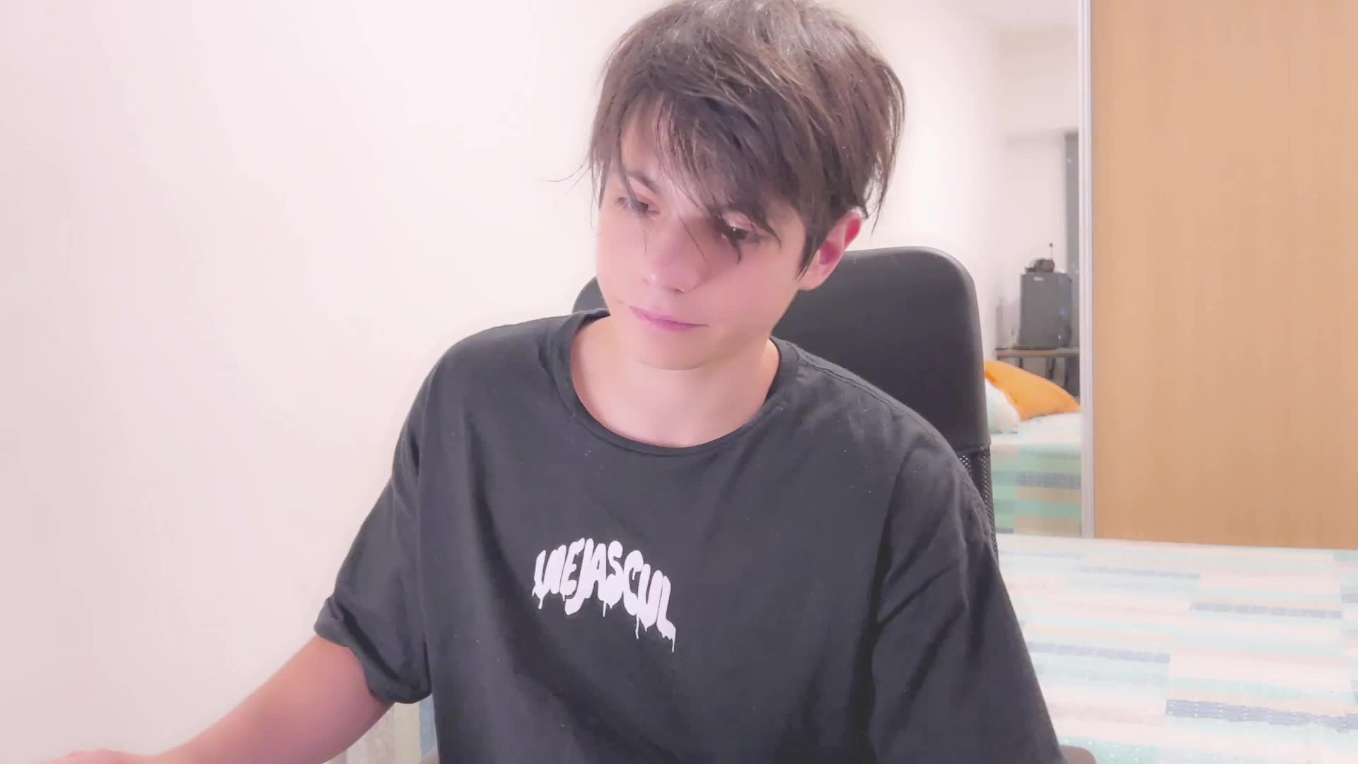 [30 Dec 20:39] Private Show - video by SasukeUhchiaa cam model