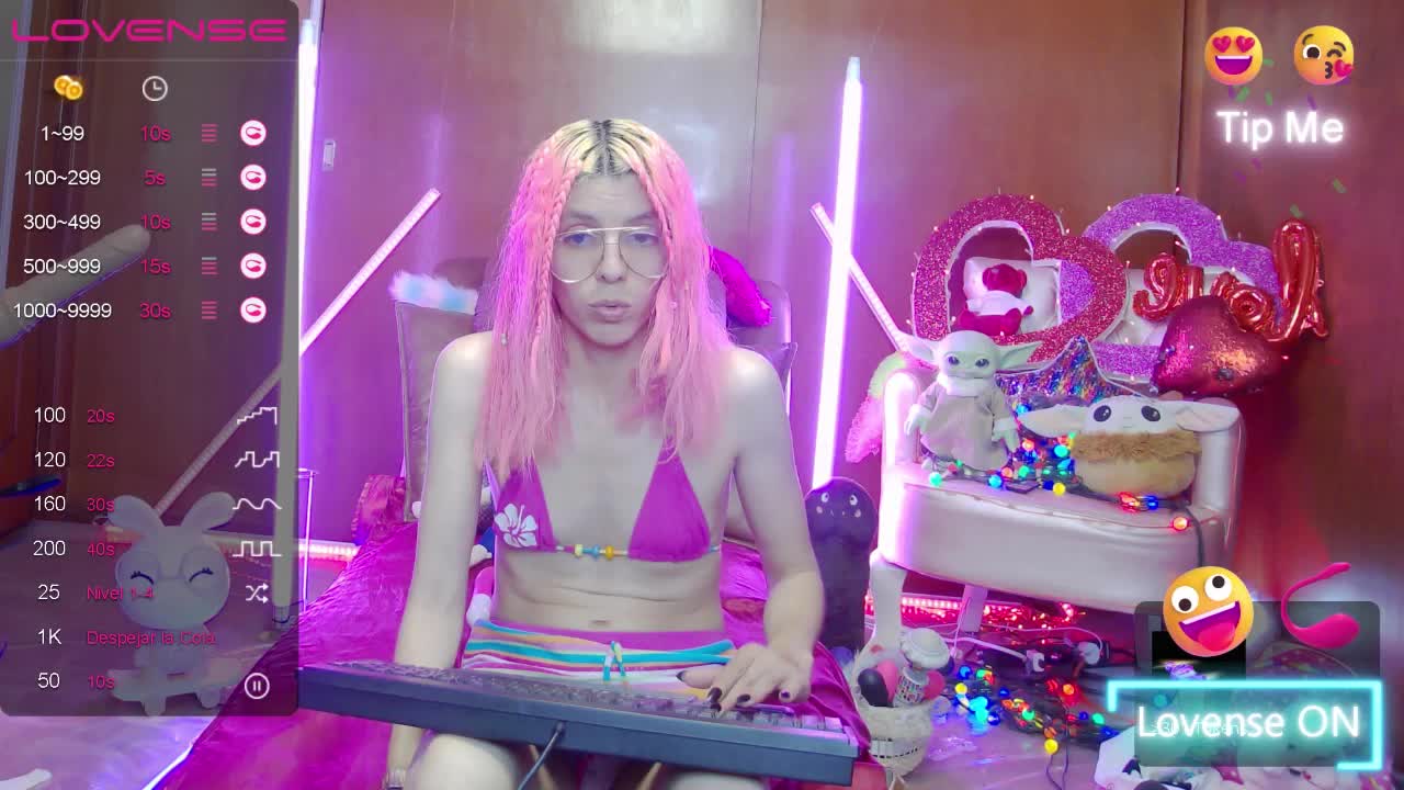 [9 Aug 17:15] Private Show - video by Skinygirl cam model