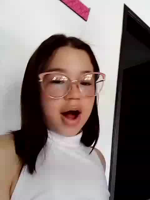 [6 Mar 15:10] Private Show - video by Lucyklein2022 cam model