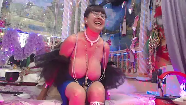 [27 Dec 17:45] Private Show - відео від вебкаммоделі NightOrhideya