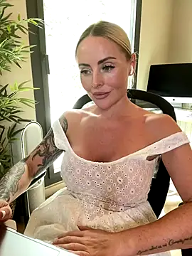 [29 Aug 15:53] Private Show - video by EmaSalis cam model