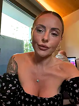 [25 Sep 12:26] Private Show - video by EmaSalis cam model