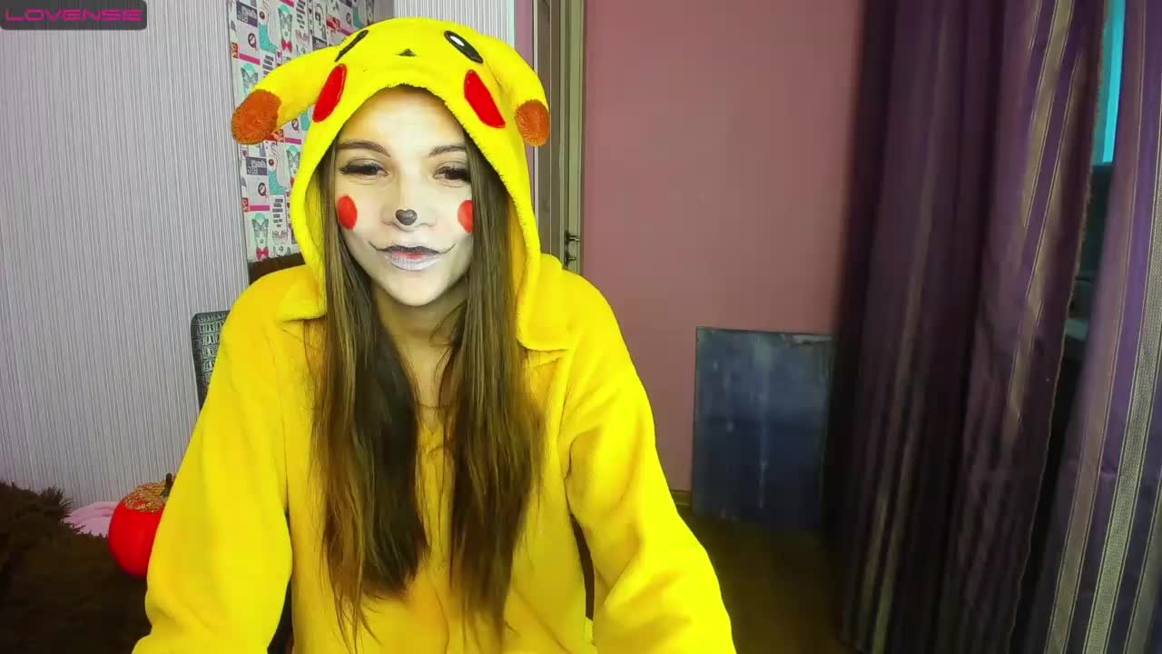 [1 Nov 10:13] Private Show - video by MollyLollipop cam model