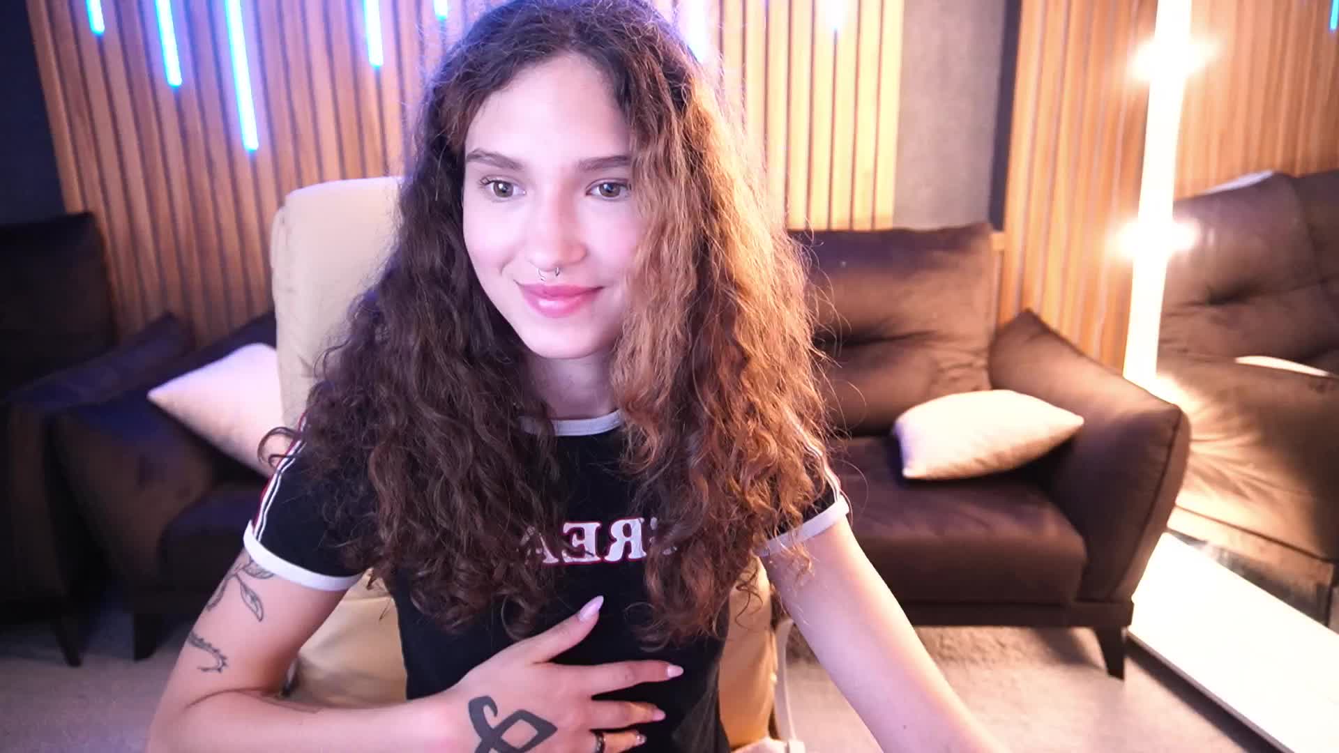 [20 Jul 00:23] Private Show - clip cu BabyFlowerr model videochat