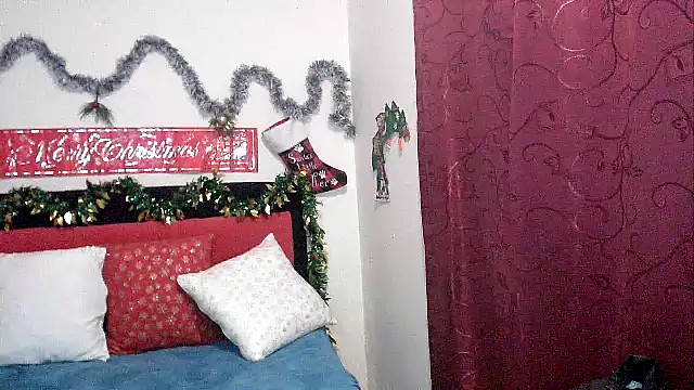 Clamps in pussy - vídeo de la modelo de cam yayita_mature