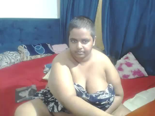 new with socks - vídeo de la modelo de cam SusanaEshwar