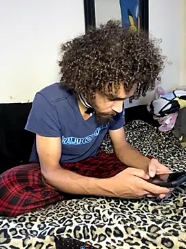 [28 Aug 13:15] Private Show - video by Mrvanillaa cam model