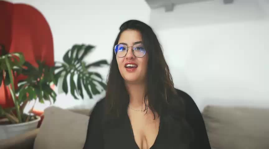 Hairy pussy - video by ZabathMiller cam model