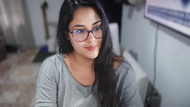 Anal plug and fingering - video by ZabathMiller cam model