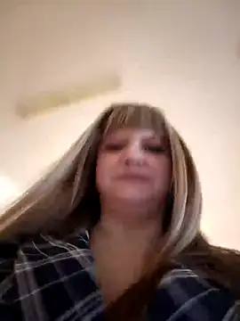 Naked, sitting on my face! - βίντεο μοντέλου Office_Albertina