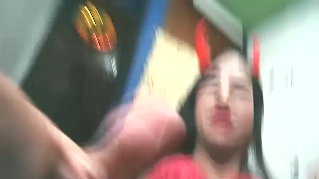 haloween show tits blowjob dp and cum in mouth swalow eat - vidéo du modèle de showcams maryybeauty