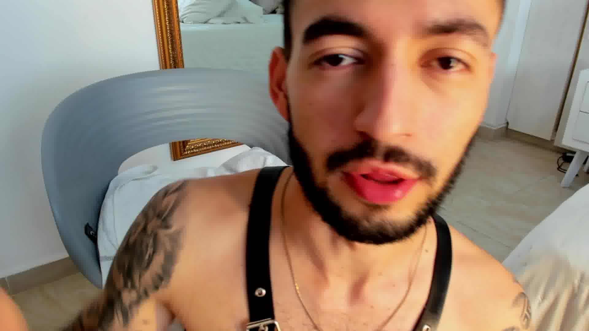 Hot Blowjob and a lot of spit over my face. - βίντεο μοντέλου MarkWalker__