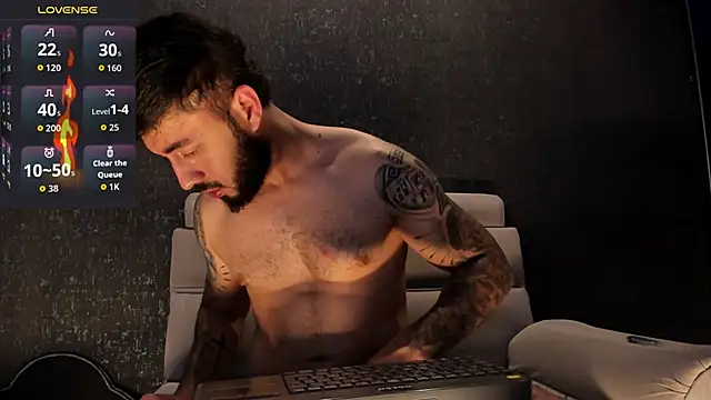 Big cum while ride a dildo 🔥🍆💦 - vidéo du modèle de showcams MarkWalker__