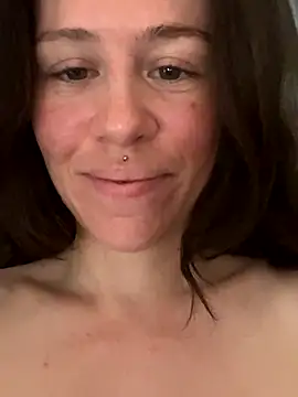 SQUIRT GAME 🔥 - video by SuzieWanKenobi cam model