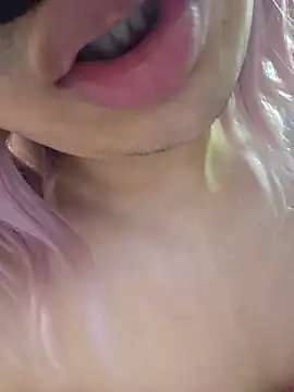 [23 May 21:21] Private Show