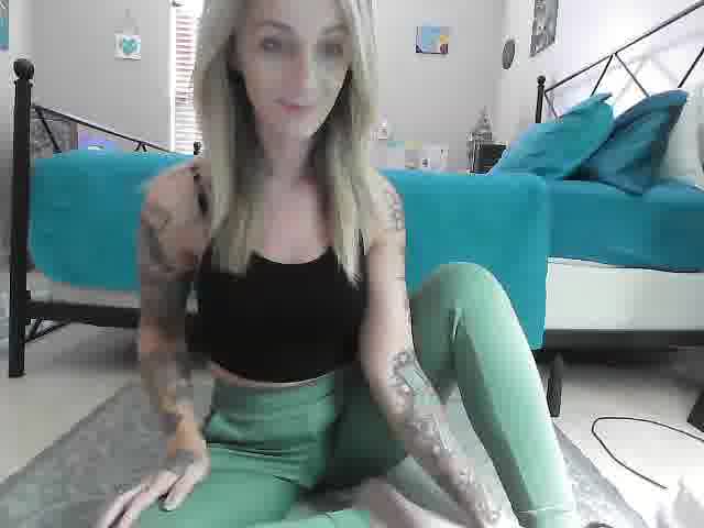 [9 Dec 12:38] Private Show - video by Heyitsmee33 cam model