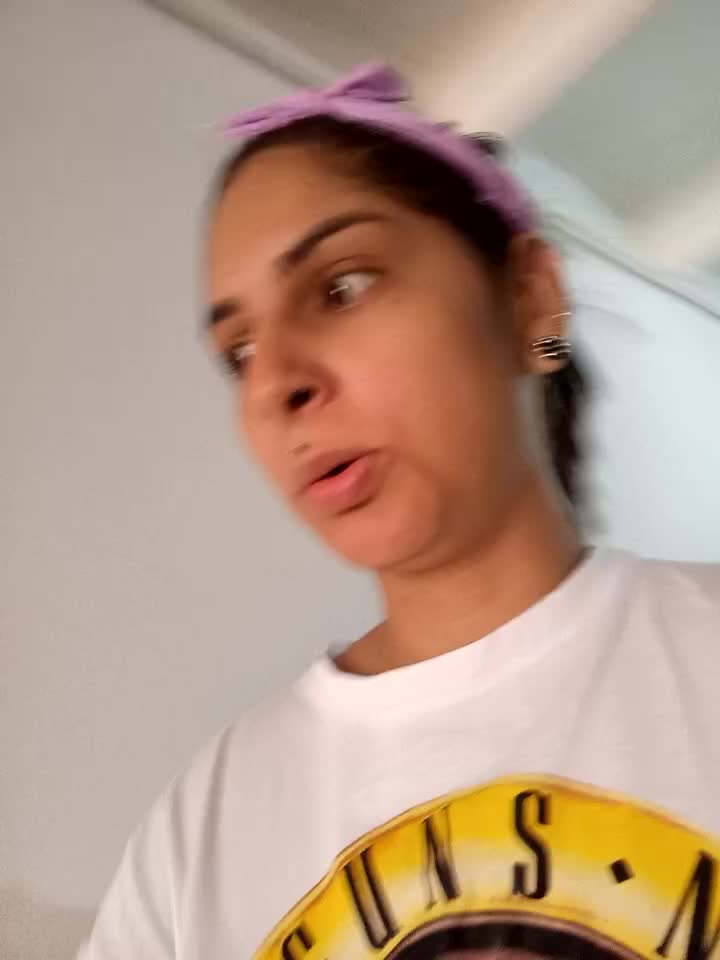 ;] - video của người mẫu cam charlotte_stevenss_