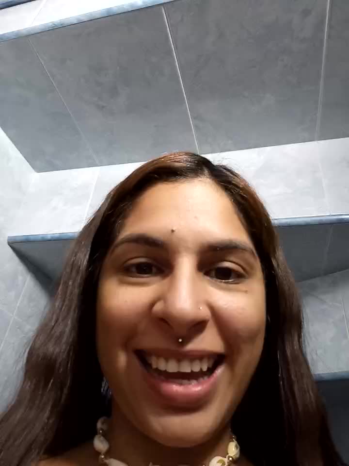 fuck my pussy in toilet - video của người mẫu cam charlotte_stevenss_