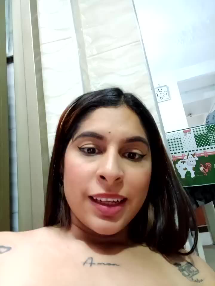 wet wettttttt - video của người mẫu cam charlotte_stevenss_